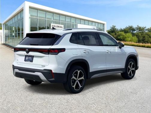 Pure White 2025 Volkswagen Tiguan 2.0T SE