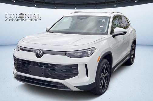 2025 Volkswagen Tiguan 2.0T SE