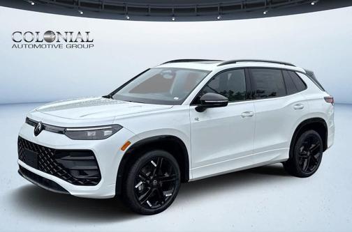 2025 Volkswagen Tiguan 2.0T SE R-Line Black