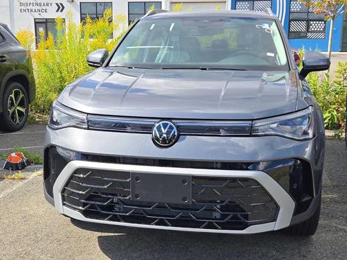 2025 Volkswagen Taos 1.5T SEL