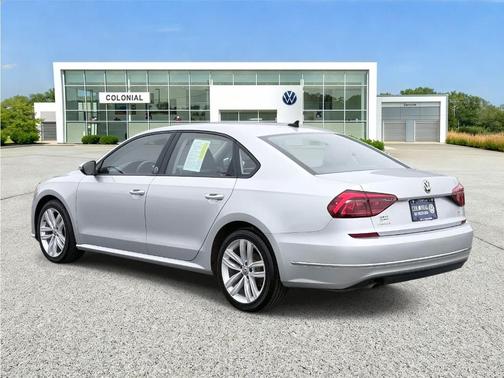 2019 Volkswagen Passat 2.0T Wolfsburg