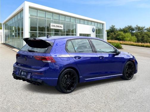 Lapiz Blue Metallic 2025 Volkswagen Golf R 2.0T Black Edition