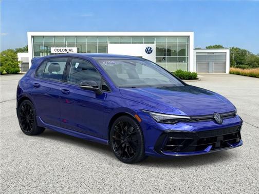 Lapiz Blue Metallic 2025 Volkswagen Golf R 2.0T Black Edition