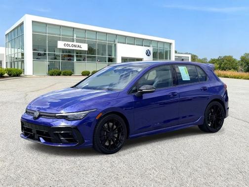 Lapiz Blue Metallic 2025 Volkswagen Golf R 2.0T Black Edition