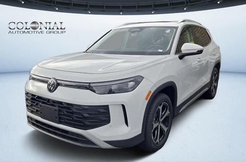 2025 Volkswagen Tiguan 2.0T SE