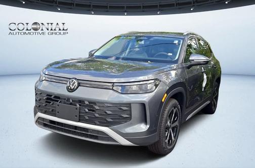 2025 Volkswagen Tiguan 2.0T SE