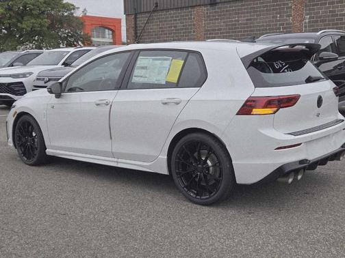 2025 Volkswagen Golf R 2.0T Black Edition