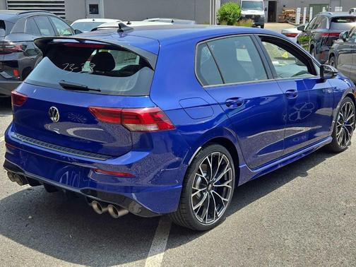2025 Volkswagen Golf R 2.0T