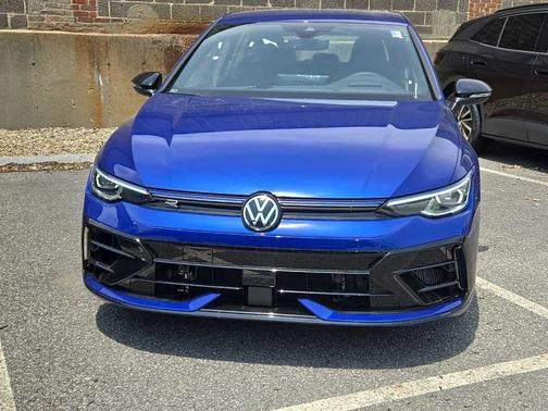 2025 Volkswagen Golf R 2.0T