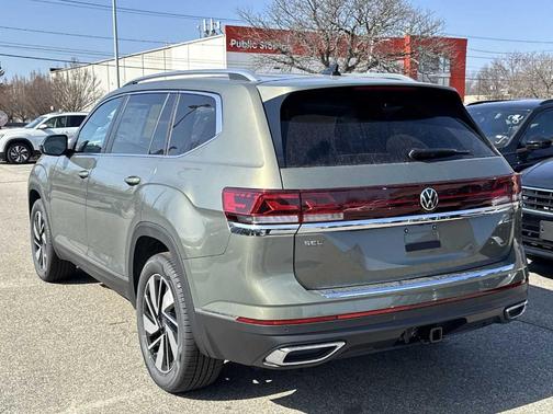 2025 Volkswagen Atlas 2.0T SEL