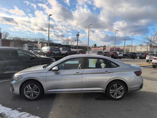 2022 Volkswagen Jetta 1.5T SE
