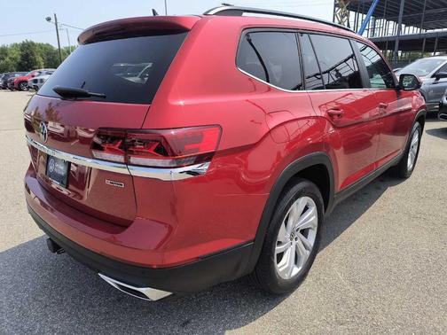 2022 Volkswagen Atlas 3.6L SE w/Technology
