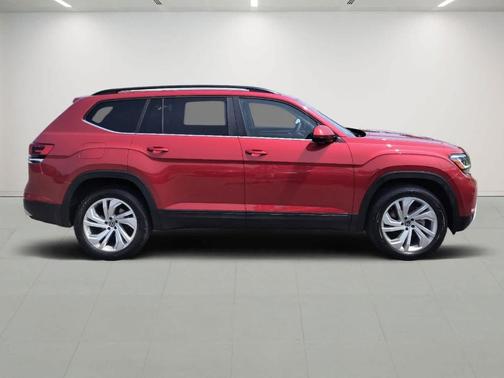 2022 Volkswagen Atlas 3.6L SE w/Technology