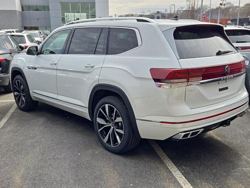 2025 Volkswagen Atlas 2.0T SEL Premium R-Line