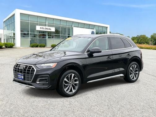 Mythos Black Metallic 2021 Audi Q5 45 Premium