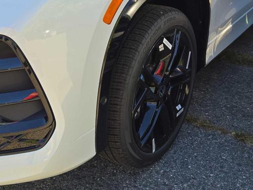 2025 Volkswagen Tiguan 2.0T SE R-Line Black