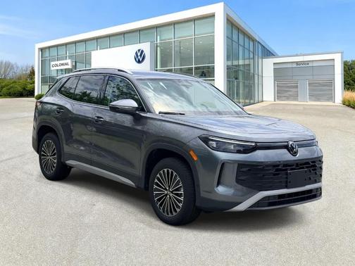 Platinum Gray Metallic 2026 Volkswagen Tiguan 2.0T S