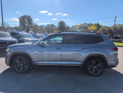 2021 Volkswagen Atlas 3.6 V6 SE w/ Technology R-Line