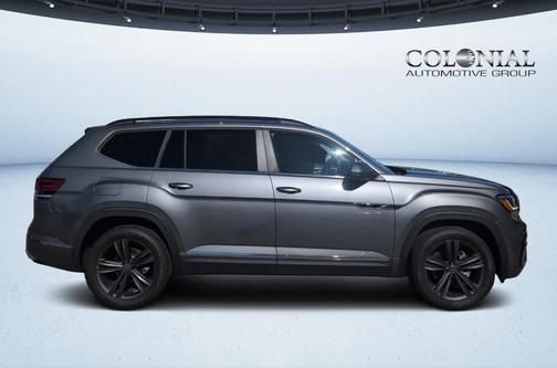 2021 Volkswagen Atlas 3.6 V6 SE w/ Technology R-Line