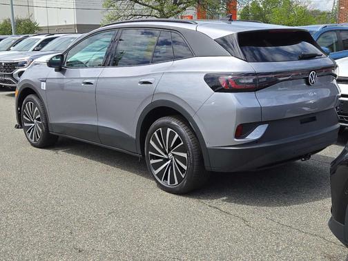2025 Volkswagen ID.4 Pro