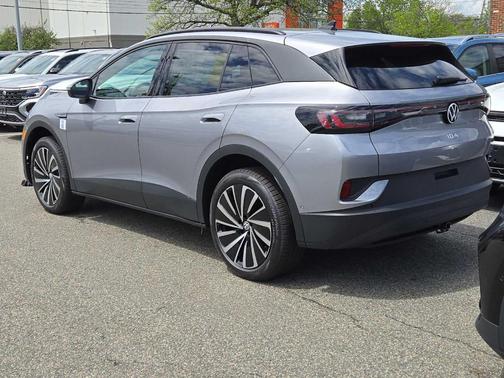 2025 Volkswagen ID.4 Pro