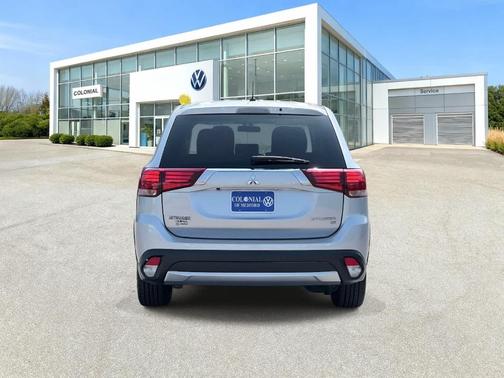 2016 Mitsubishi Outlander SE