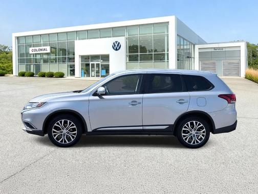 2016 Mitsubishi Outlander SE