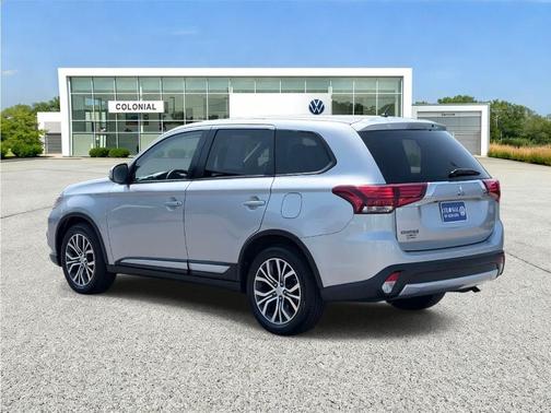 2016 Mitsubishi Outlander SE