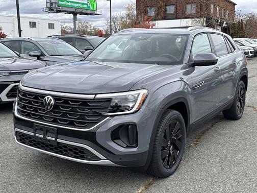 2026 Volkswagen Atlas Cross Sport 2.0T SE