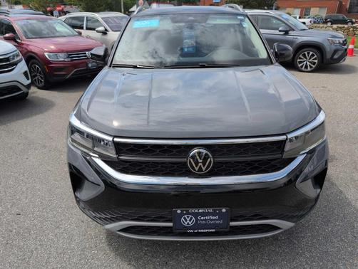 2024 Volkswagen Taos 1.5T SE