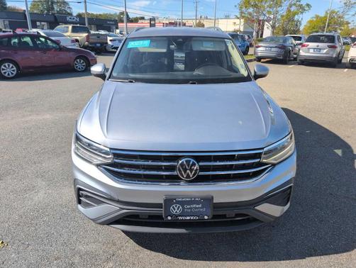 2023 Volkswagen Tiguan 2.0T SE