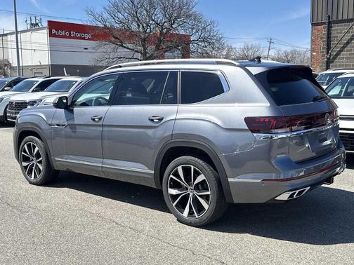 2025 Volkswagen Atlas 2.0T SEL Premium R-Line