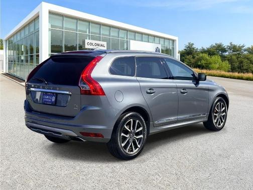 2017 Volvo XC60 T6 Dynamic