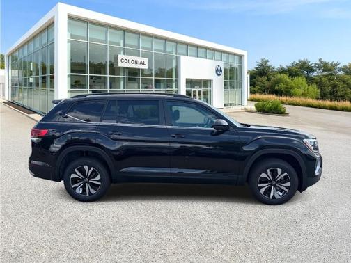 Deep Black Pearl 2026 Volkswagen Atlas 2.0T SE