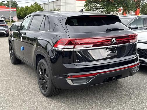 2025 Volkswagen Atlas Cross Sport 2.0T SE w/Technology