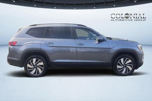 2025 Volkswagen Atlas 2.0T SE