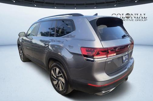 2025 Volkswagen Atlas 2.0T SE