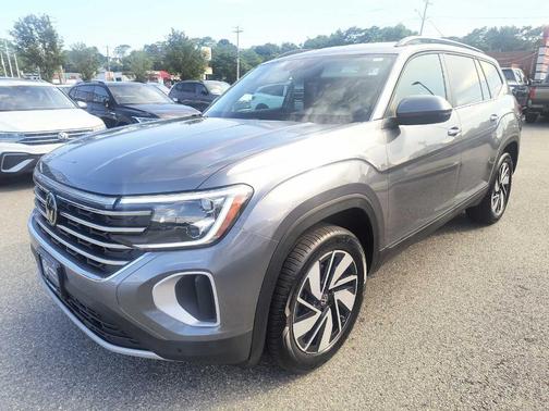 2025 Volkswagen Atlas 2.0T SE