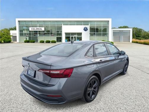 2023 Volkswagen Jetta 1.5T SE