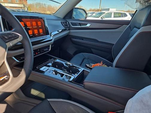 2025 Volkswagen Atlas 2.0T Peak Edition