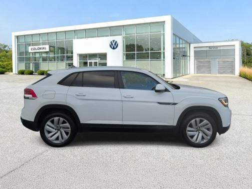 2022 Volkswagen Atlas Cross Sport 3.6L V6 SE w/Technology