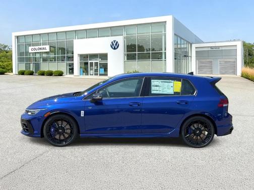 Lapiz Blue Metallic 2026 Volkswagen Golf R 2.0T