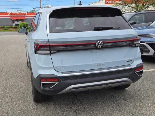 2025 Volkswagen Taos 1.5T SEL