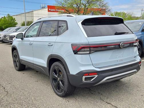 2025 Volkswagen Taos 1.5T SEL