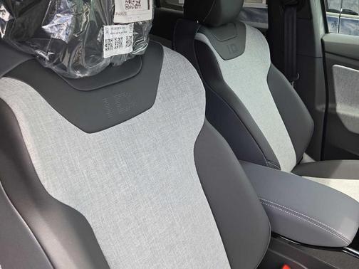 2025 Volkswagen ID.4 Pro