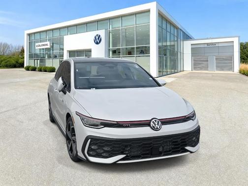 Opal White Pearl 2026 Volkswagen Golf GTI 2.0T SE