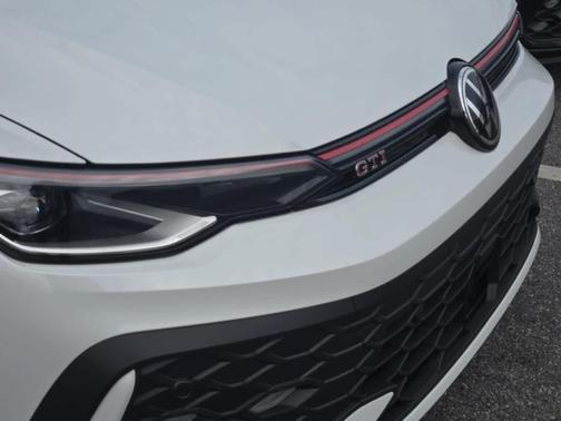 Opal White Pearl 2026 Volkswagen Golf GTI 2.0T SE