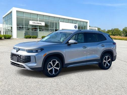 Pyrite Silver Metallic 2026 Volkswagen Tiguan 2.0T SE