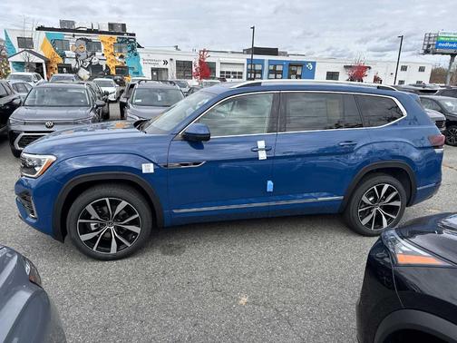 2026 Volkswagen Atlas 2.0T SEL Premium R-Line