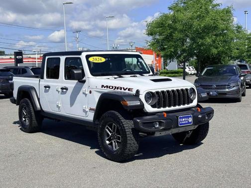 Bright White Clearcoat 2026 Jeep Gladiator Mojave